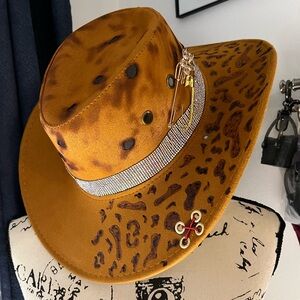 Leopard Print Tan Fedora Hat